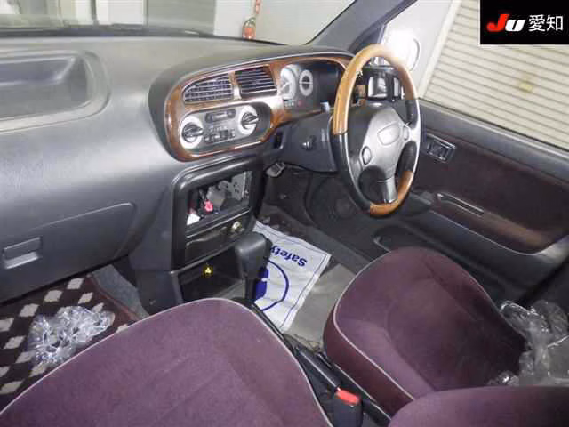 DAIHATSU MIRA GINO