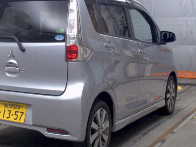 MITSUBISHI EK CUSTOM
