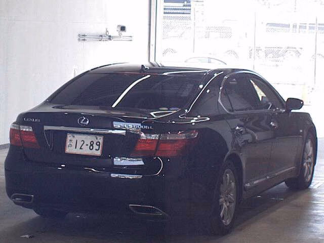 LEXUS LS600H