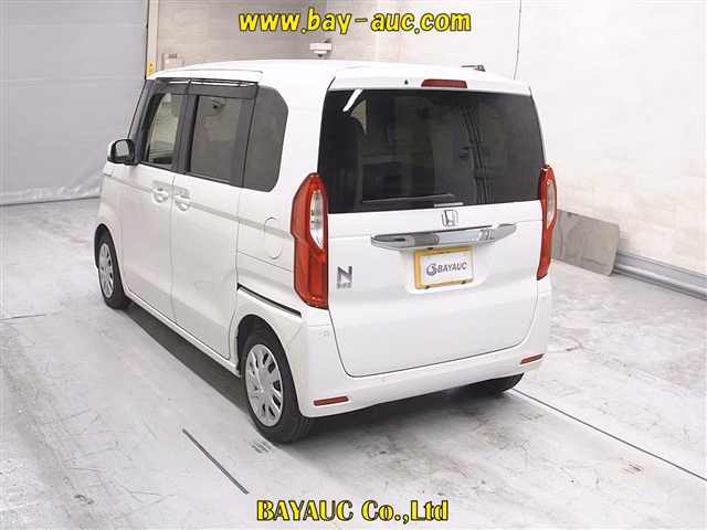 HONDA N-BOX