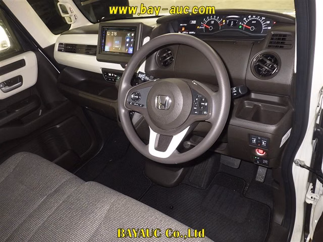 HONDA N-BOX