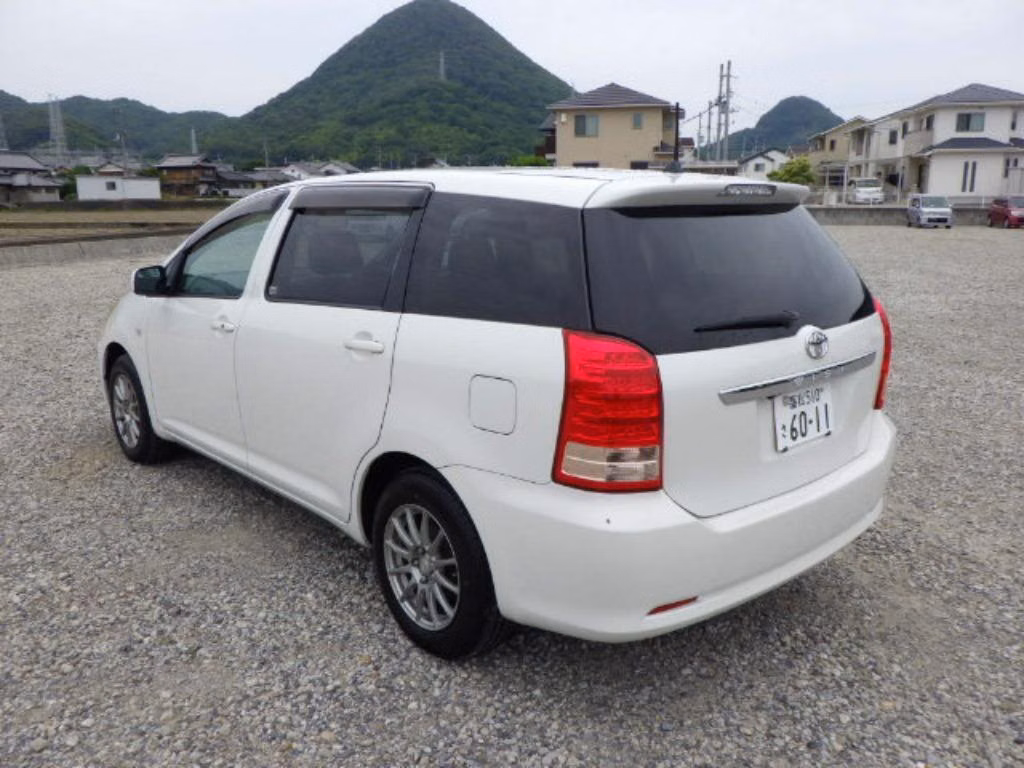 TOYOTA WISH