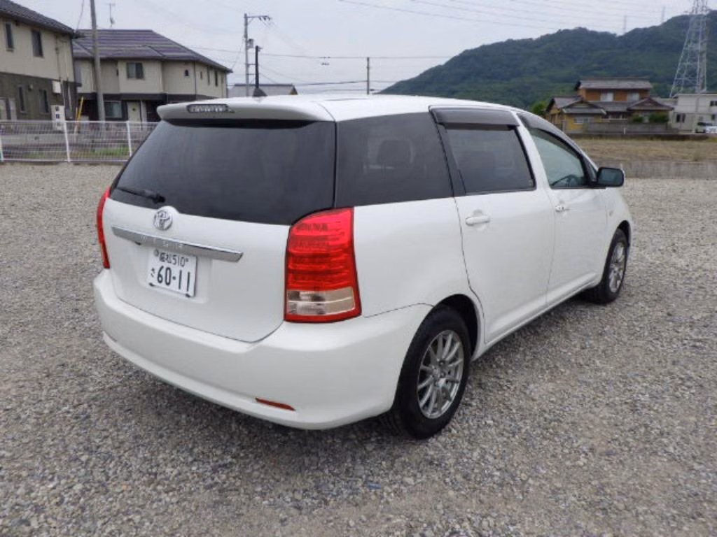 TOYOTA WISH