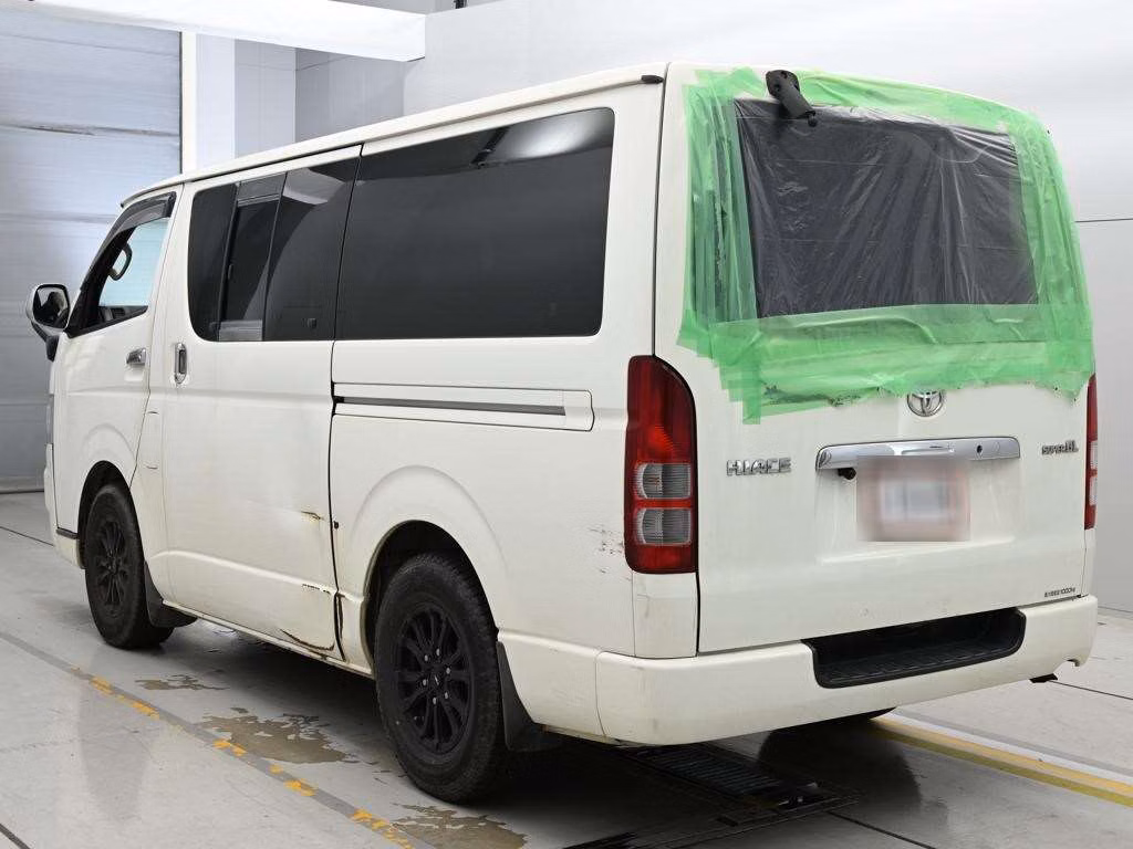 TOYOTA REGIUS ACE