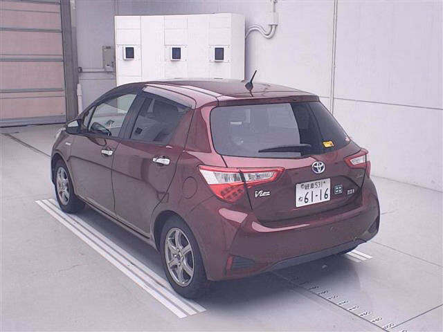 TOYOTA VITZ