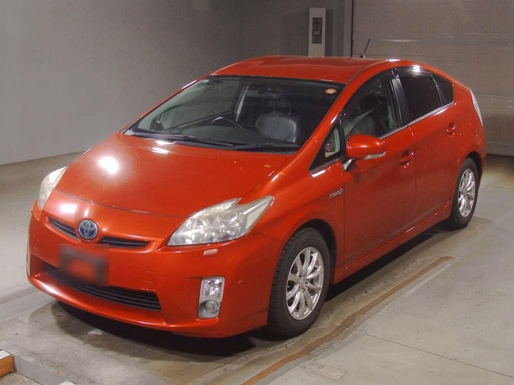 TOYOTA PRIUS