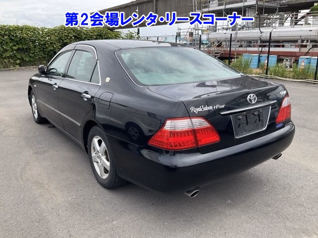 TOYOTA CROWN