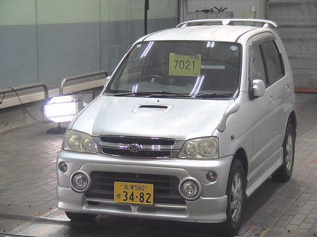 DAIHATSU TERIOS KID