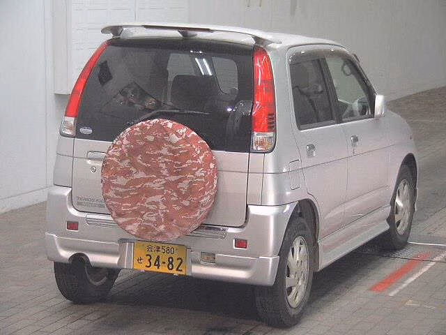 DAIHATSU TERIOS KID