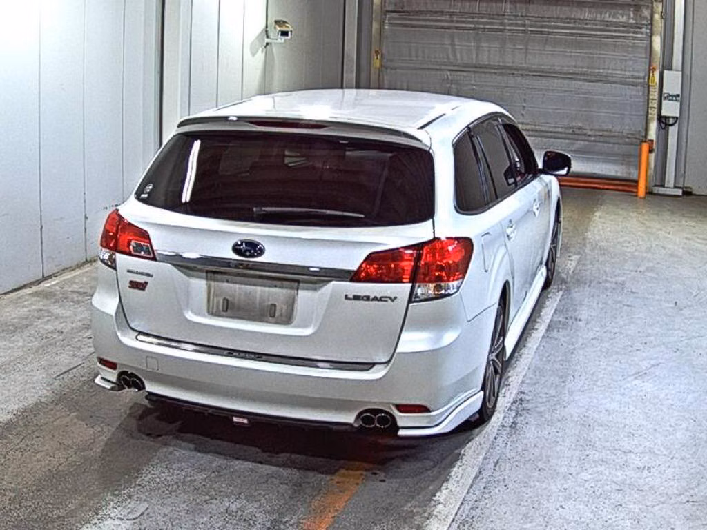 SUBARU LEGACY