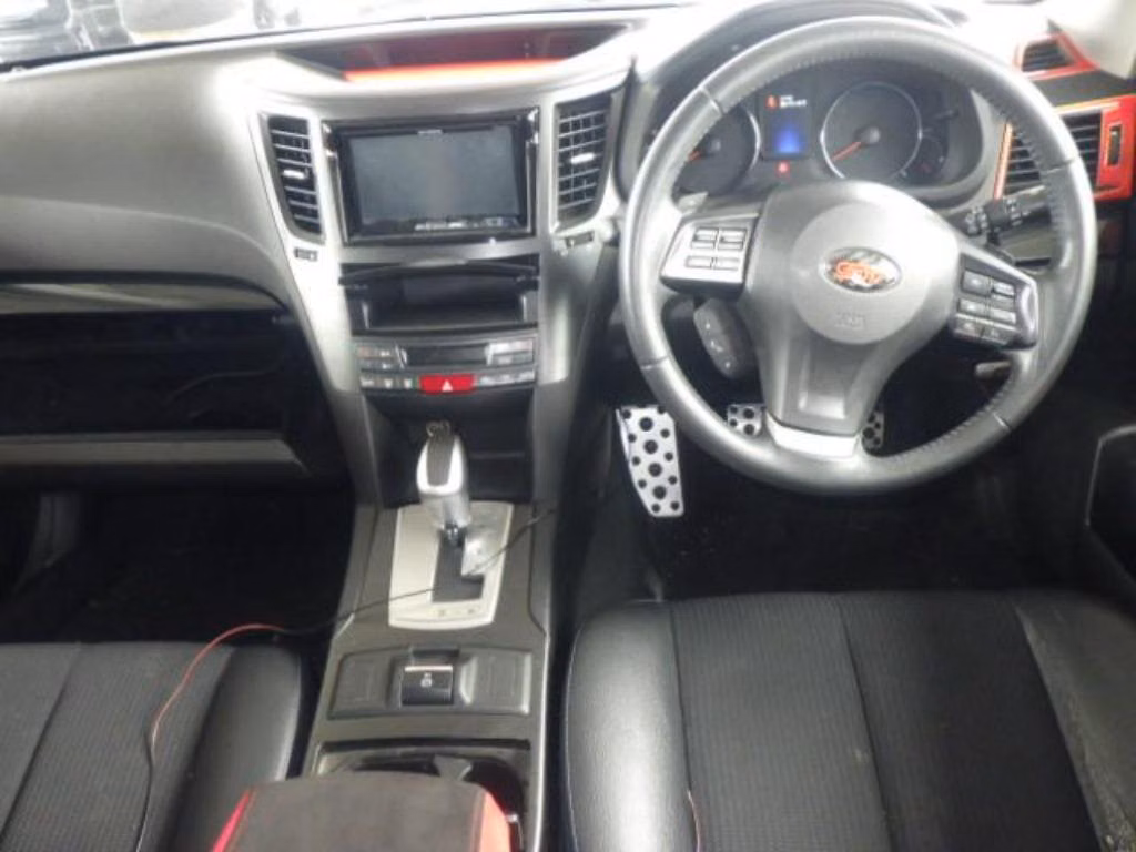 SUBARU LEGACY