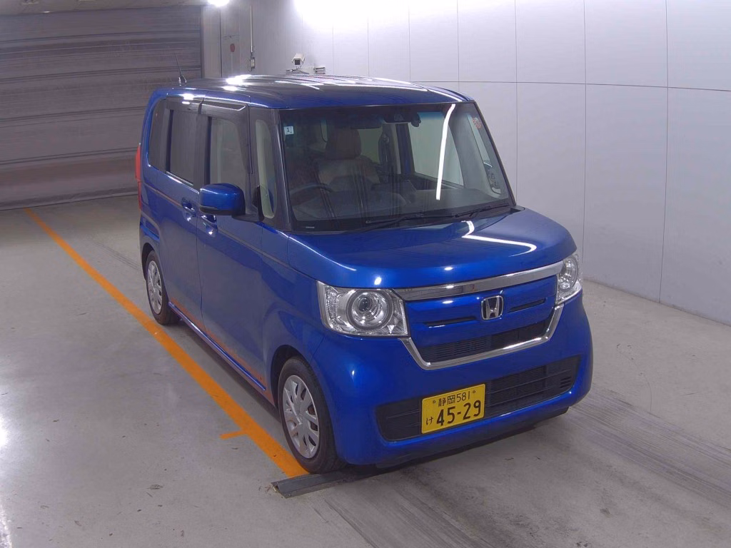 HONDA N-BOX