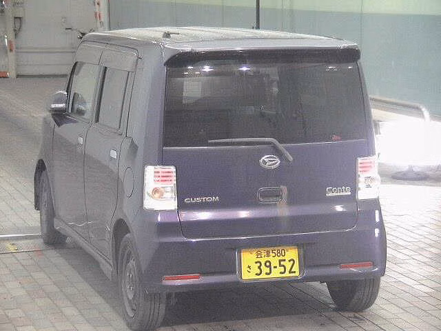 DAIHATSU MOVE CONTE