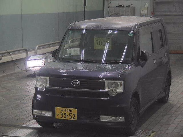 DAIHATSU MOVE CONTE