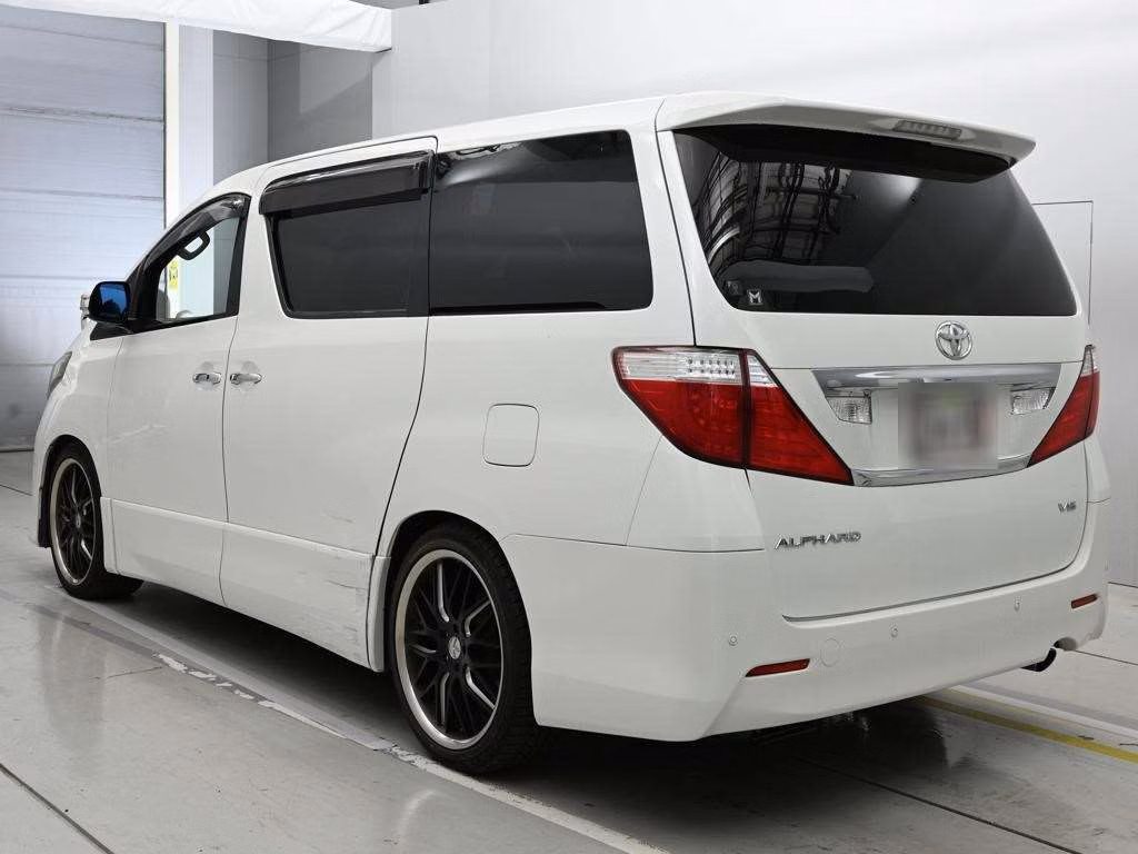 TOYOTA ALPHARD