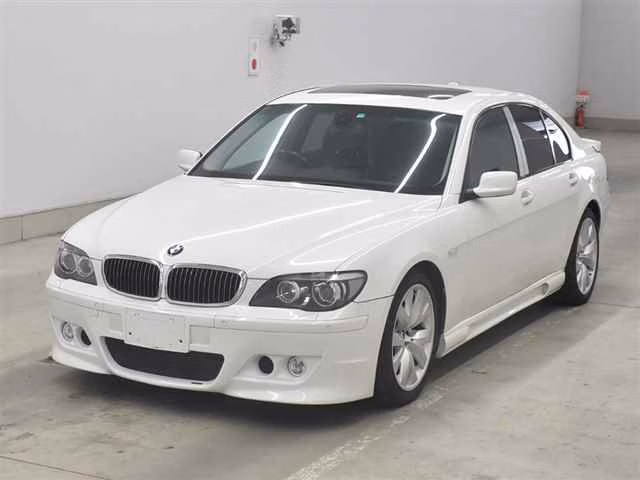 BMW 7-SERIES