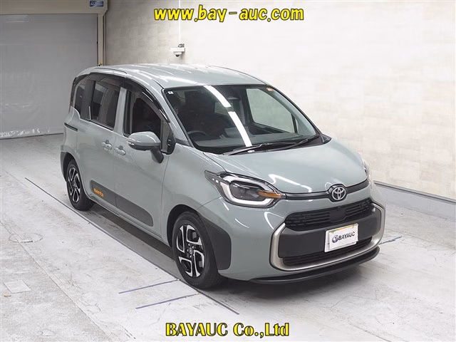 TOYOTA SIENTA