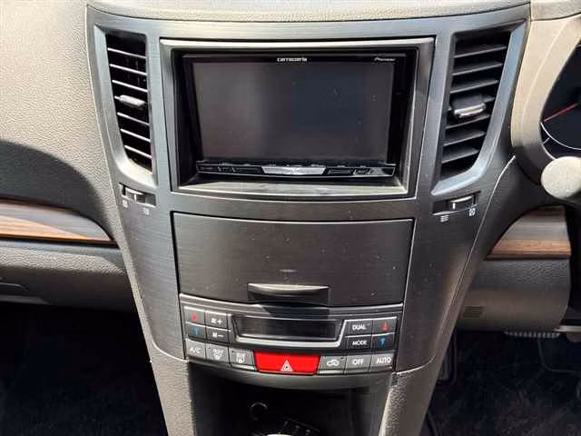 SUBARU OUTBACK