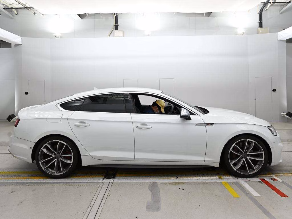 AUDI S5