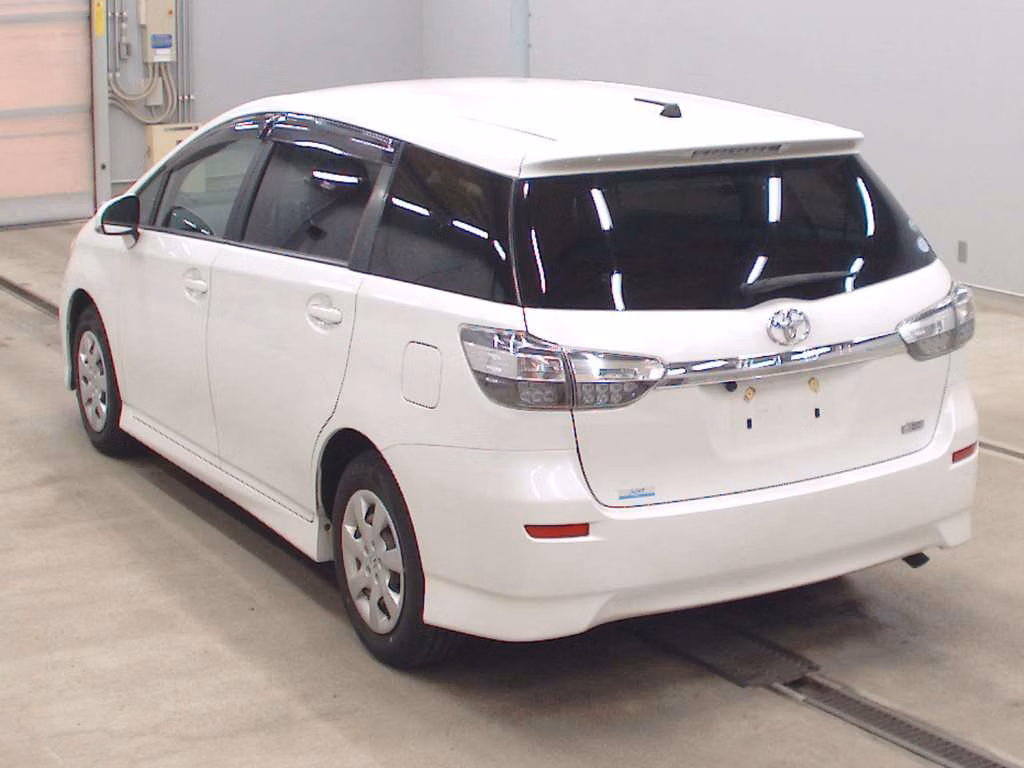 TOYOTA WISH