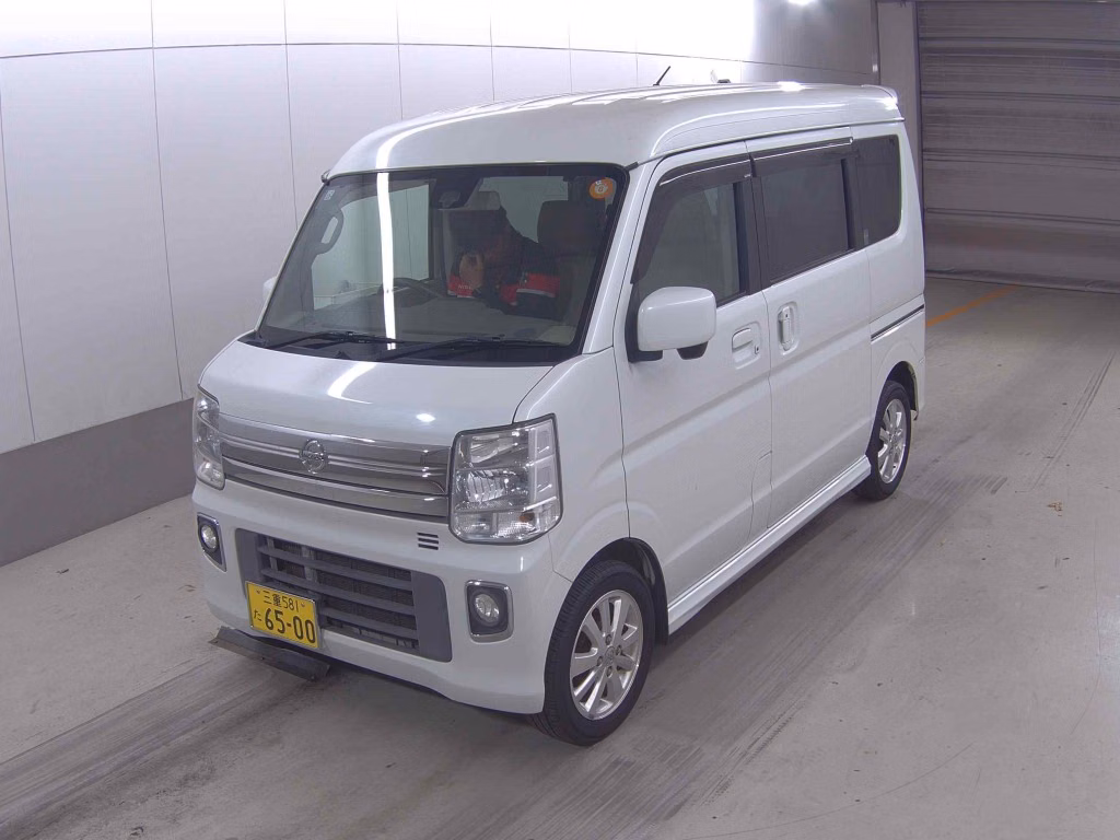 NISSAN NV100 CLIPPER