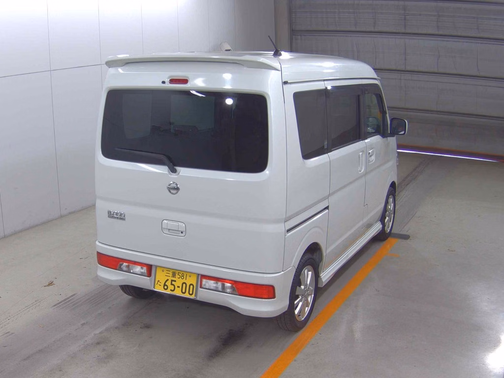 NISSAN NV100 CLIPPER