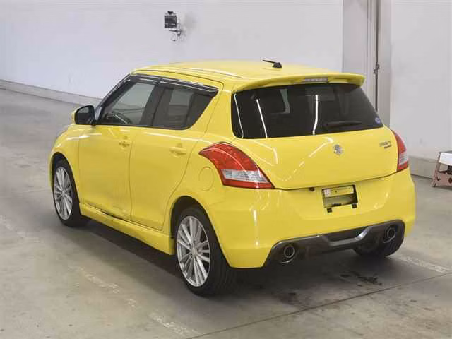 SUZUKI SWIFT