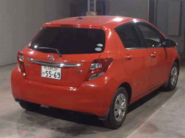 TOYOTA VITZ