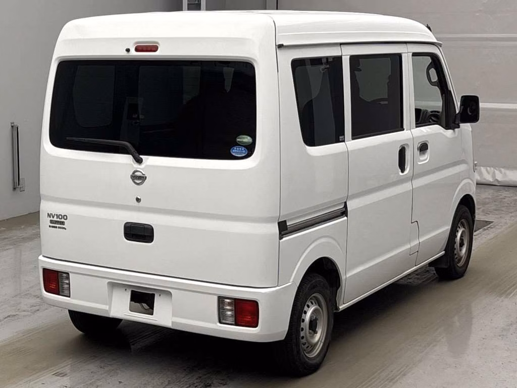 NISSAN NV100 CLIPPER