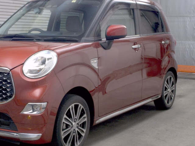 DAIHATSU CAST