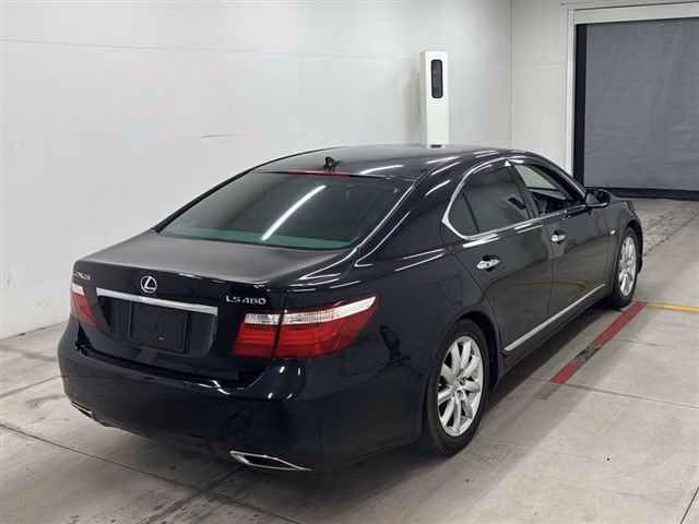 LEXUS LS460