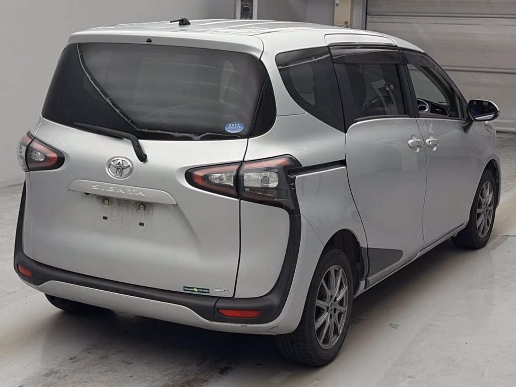 TOYOTA SIENTA