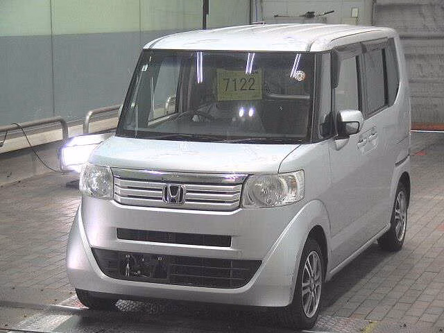 HONDA N-BOX+