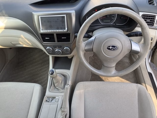 SUBARU IMPREZA