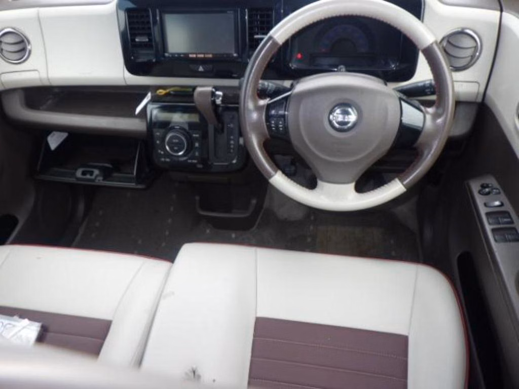 NISSAN MOCO