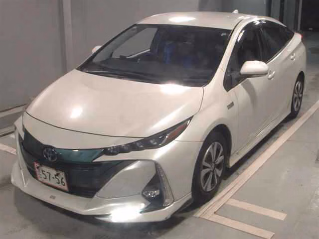 TOYOTA PRIUS PHV