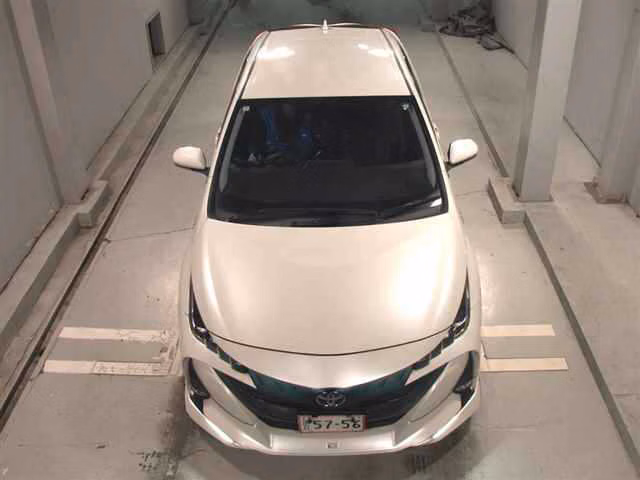 TOYOTA PRIUS PHV