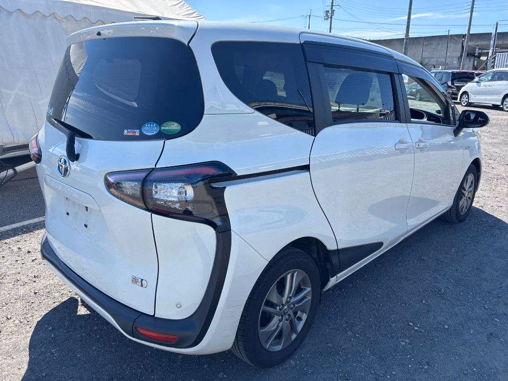 TOYOTA SIENTA