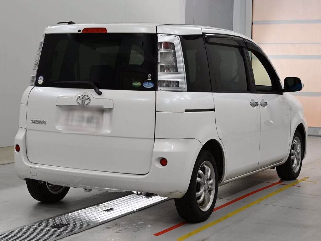 TOYOTA SIENTA