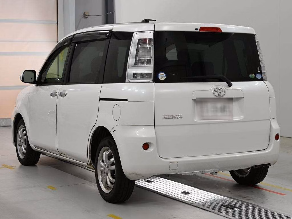 TOYOTA SIENTA