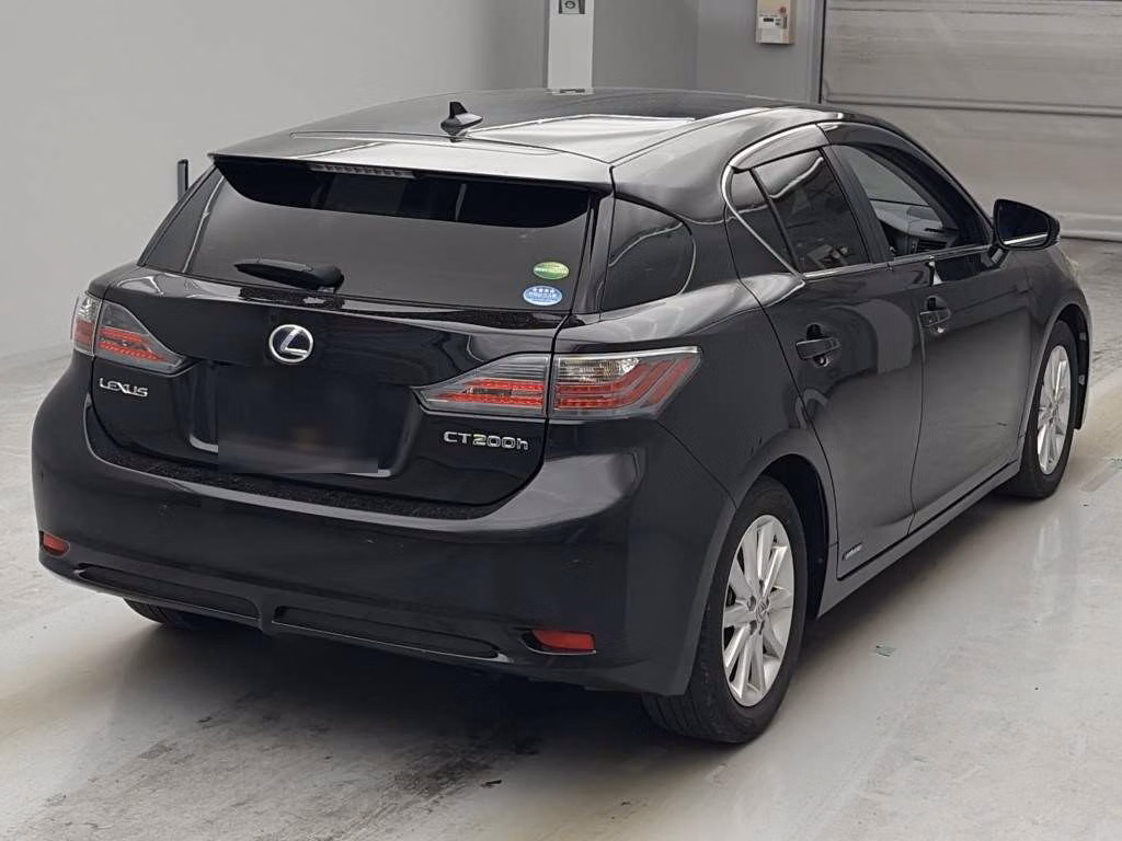 LEXUS CT200H