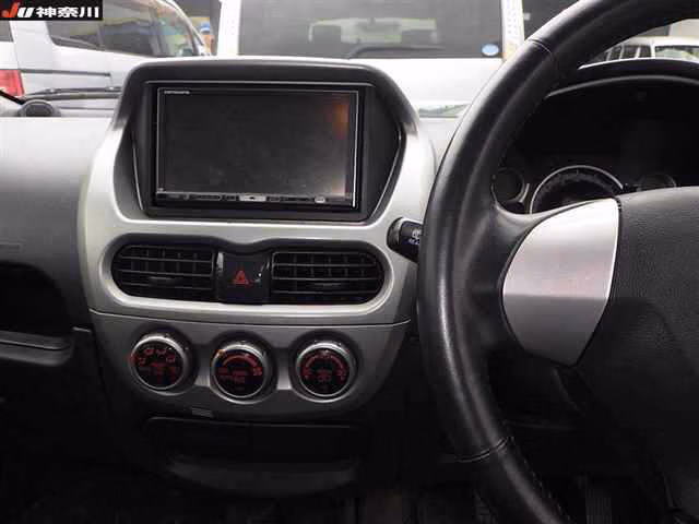 MITSUBISHI I