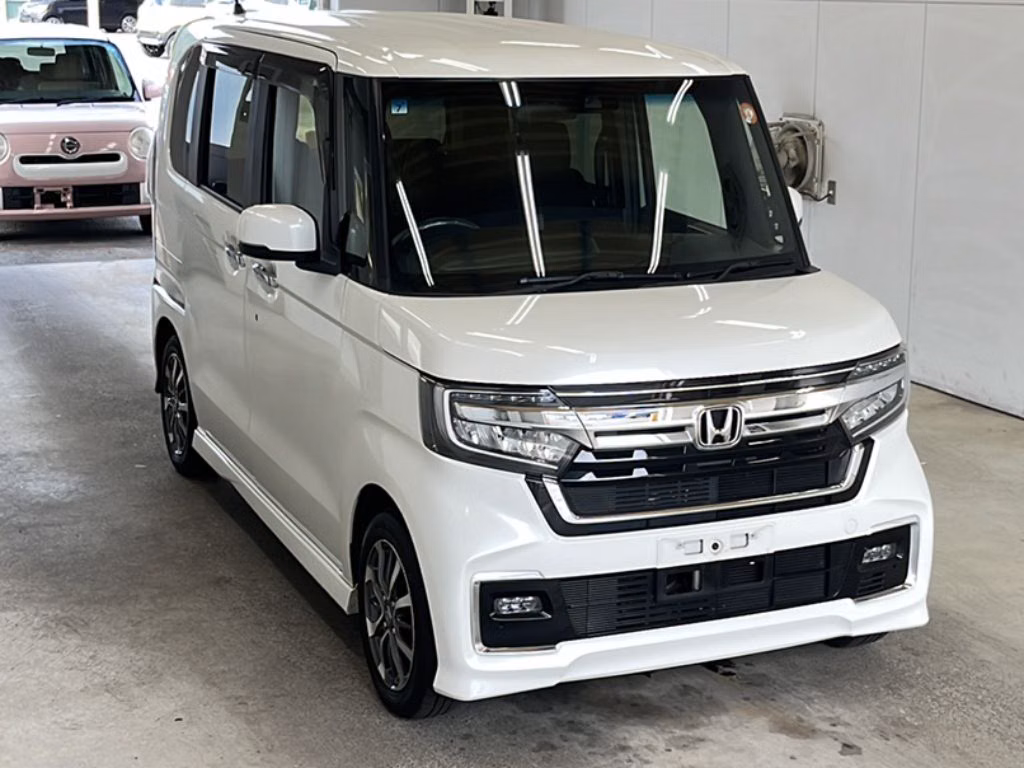 HONDA N-BOX
