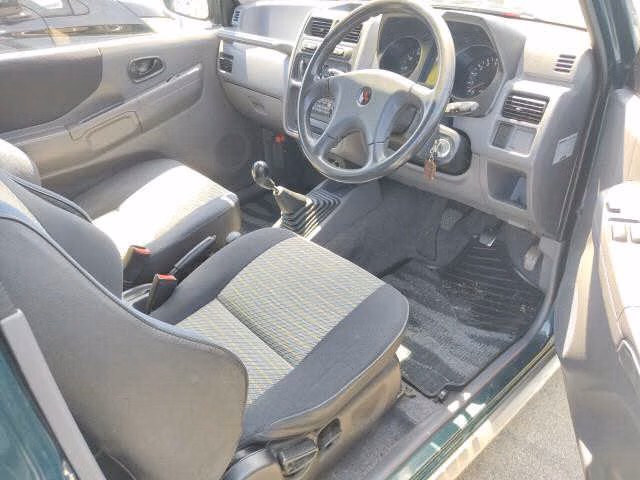MITSUBISHI PAJERO MINI