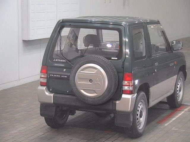 MITSUBISHI PAJERO MINI