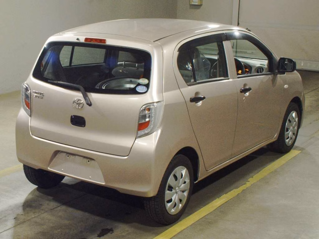 TOYOTA PIXIS EPOCH