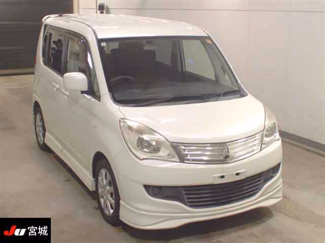 MITSUBISHI DELICA D:2