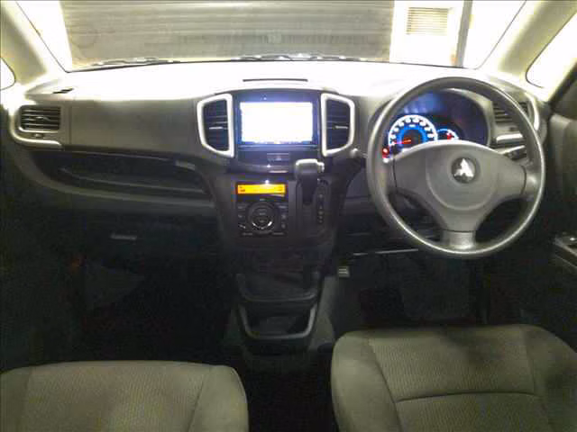 MITSUBISHI DELICA D:2