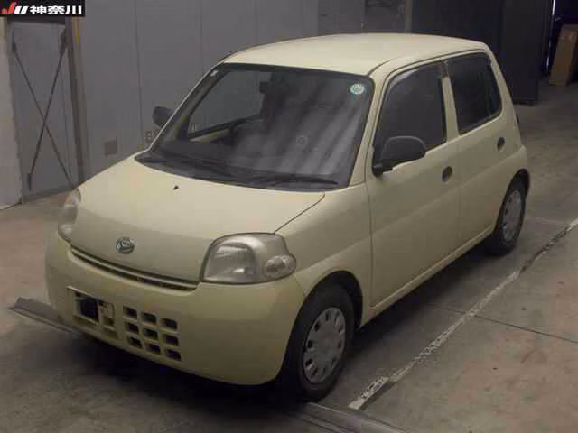 DAIHATSU ESSE