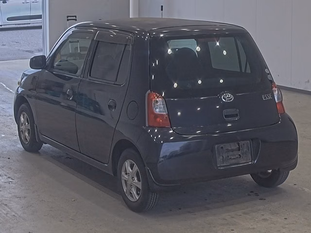 DAIHATSU ESSE